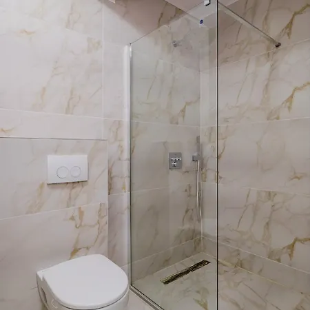 De Silva Apartament2 *